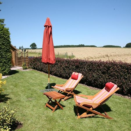 Cozy Holiday Home In Noville With Private Terrace Luzery Bagian luar foto