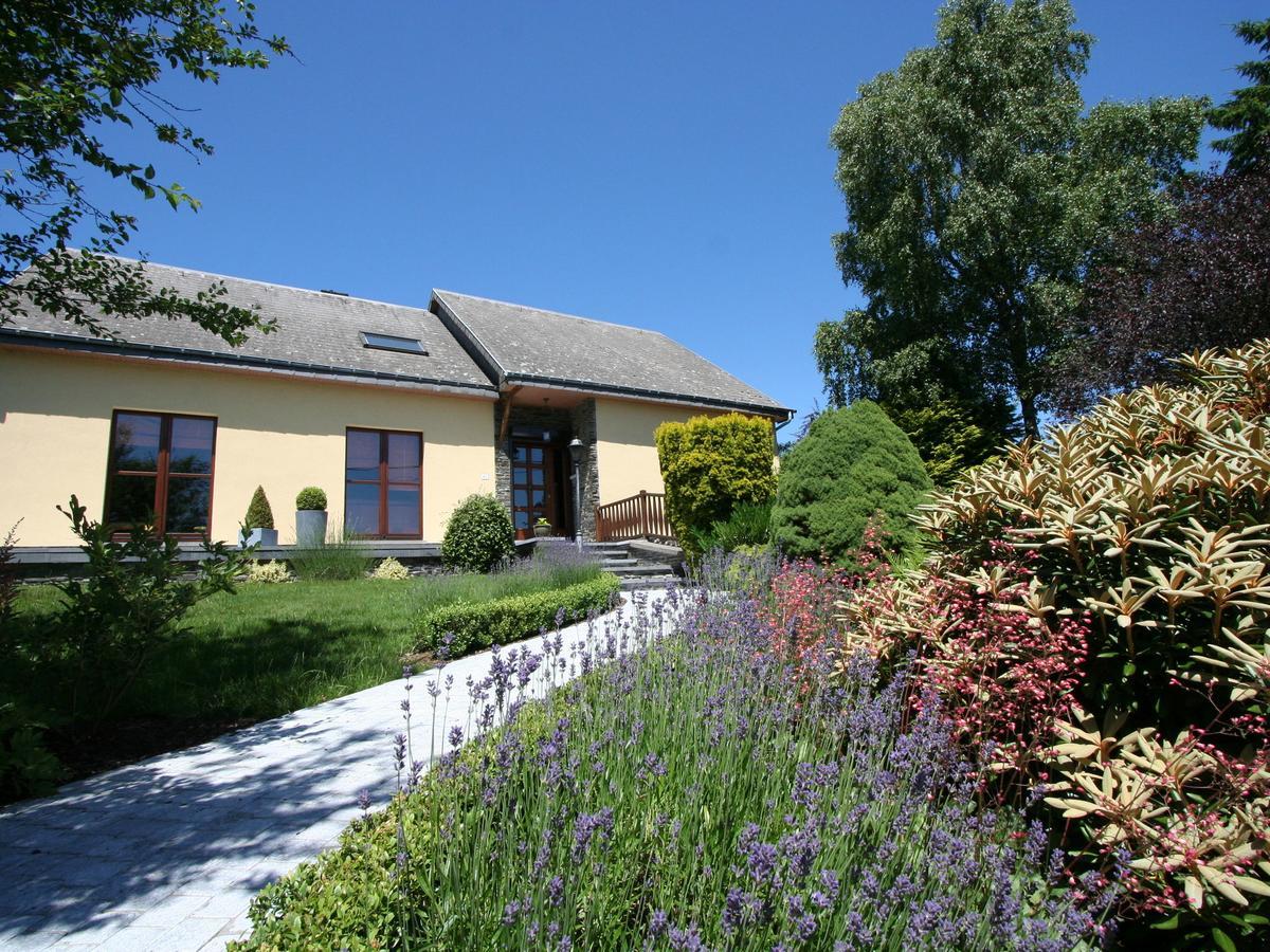 Cozy Holiday Home In Noville With Private Terrace Luzery Bagian luar foto